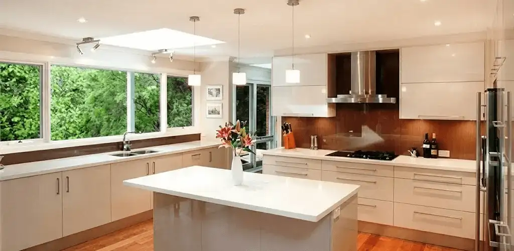 Kitchen cabinet refacing and remodel results in a modern kitchen in Anaheim, CA